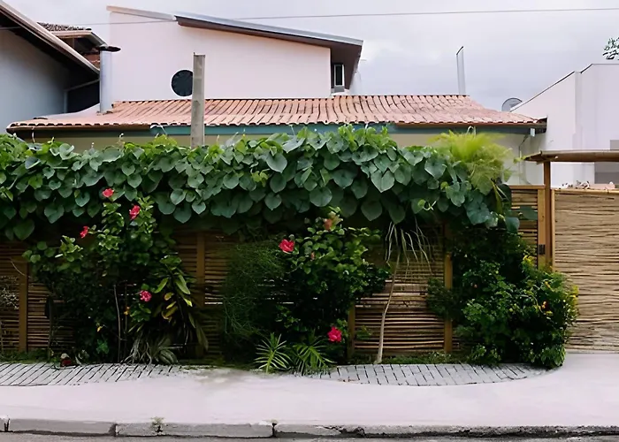 Casa mangarito - suítes Ubatuba